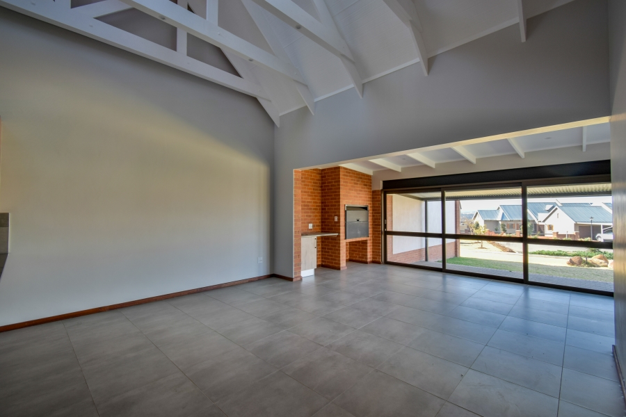 2 Bedroom Property for Sale in Waterlake Farm Lifestyle Estate Gauteng