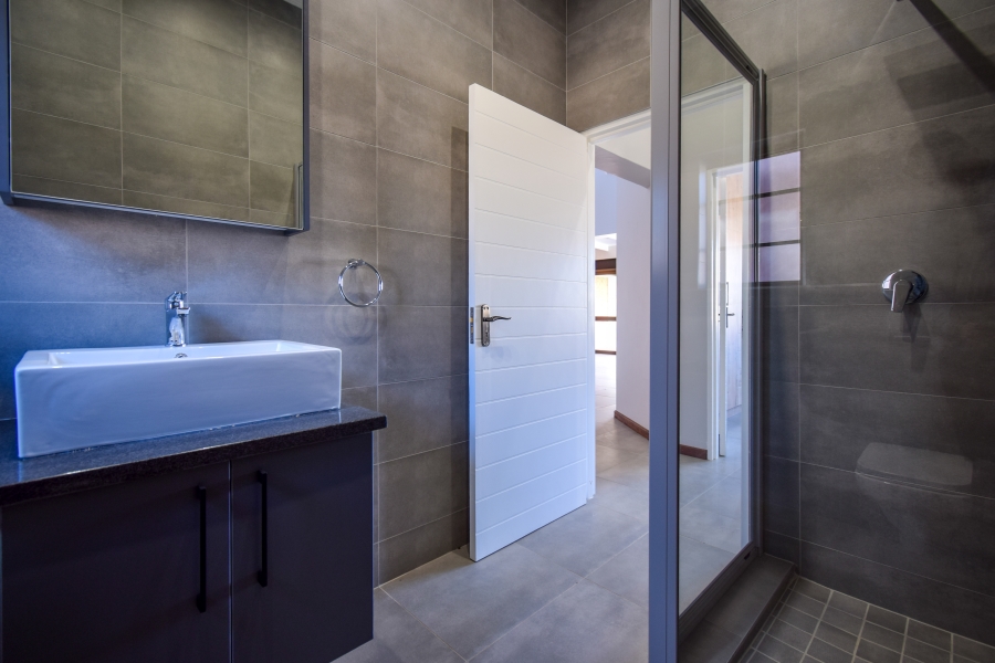 2 Bedroom Property for Sale in Waterlake Farm Lifestyle Estate Gauteng