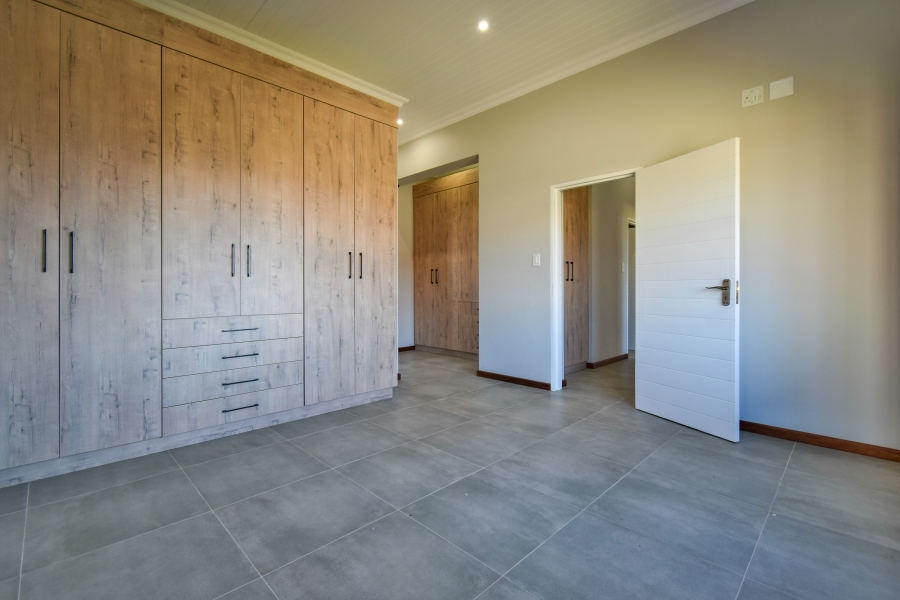 2 Bedroom Property for Sale in Waterlake Farm Lifestyle Estate Gauteng