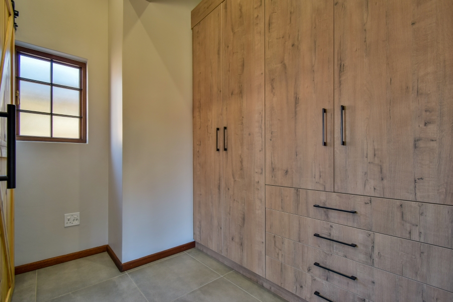 2 Bedroom Property for Sale in Waterlake Farm Lifestyle Estate Gauteng