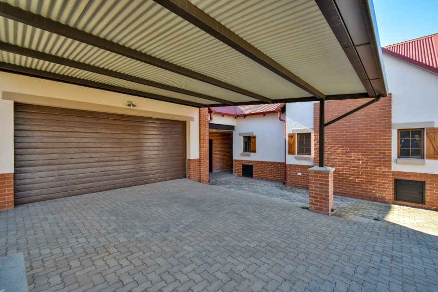 2 Bedroom Property for Sale in Waterlake Farm Lifestyle Estate Gauteng