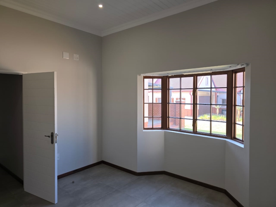 2 Bedroom Property for Sale in Waterlake Farm Lifestyle Estate Gauteng