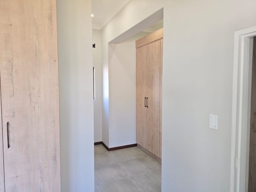 2 Bedroom Property for Sale in Waterlake Farm Lifestyle Estate Gauteng