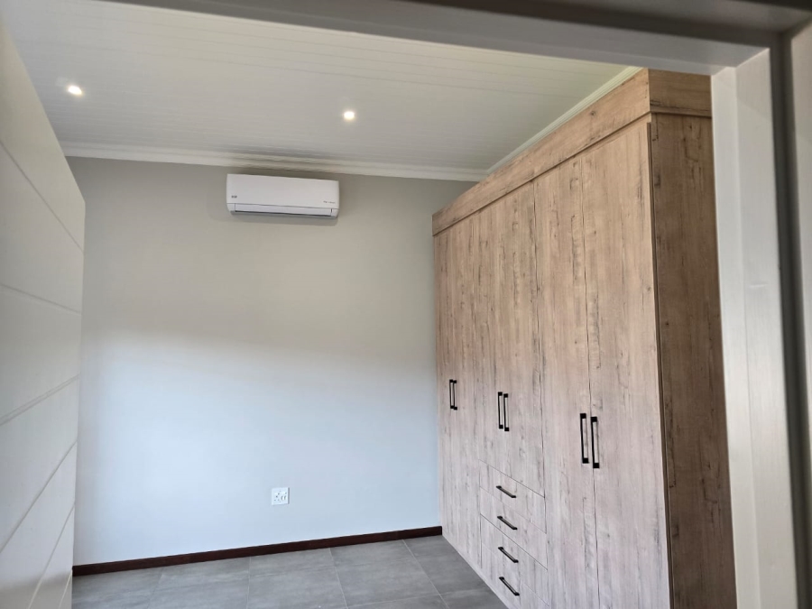 2 Bedroom Property for Sale in Waterlake Farm Lifestyle Estate Gauteng