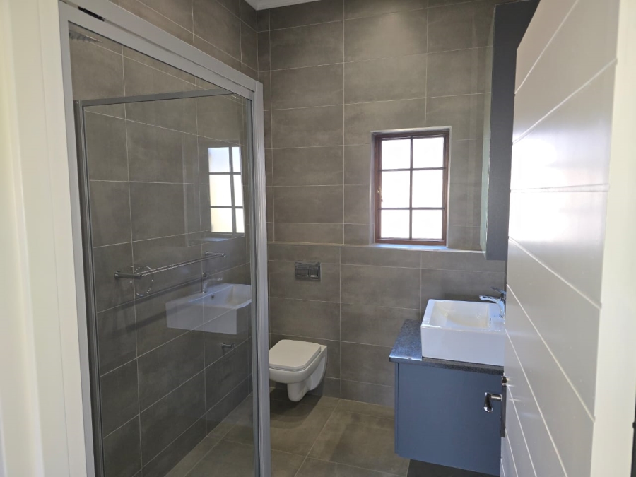 2 Bedroom Property for Sale in Waterlake Farm Lifestyle Estate Gauteng
