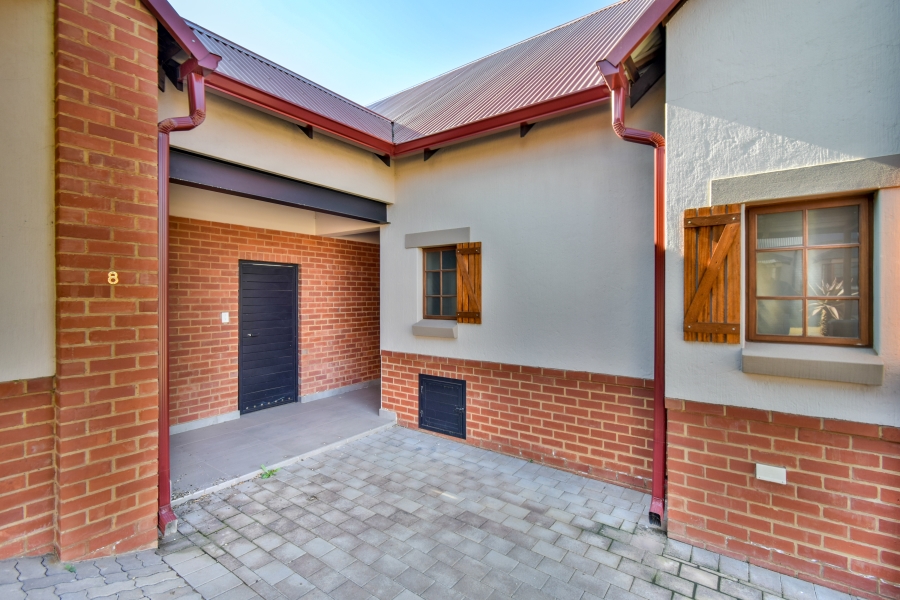 2 Bedroom Property for Sale in Waterlake Farm Lifestyle Estate Gauteng