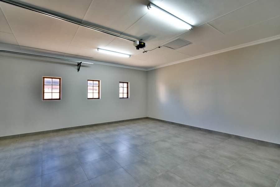 2 Bedroom Property for Sale in Waterlake Farm Lifestyle Estate Gauteng