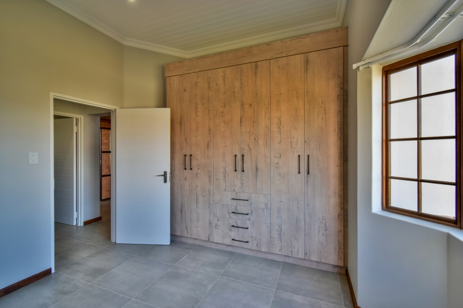 2 Bedroom Property for Sale in Waterlake Farm Lifestyle Estate Gauteng