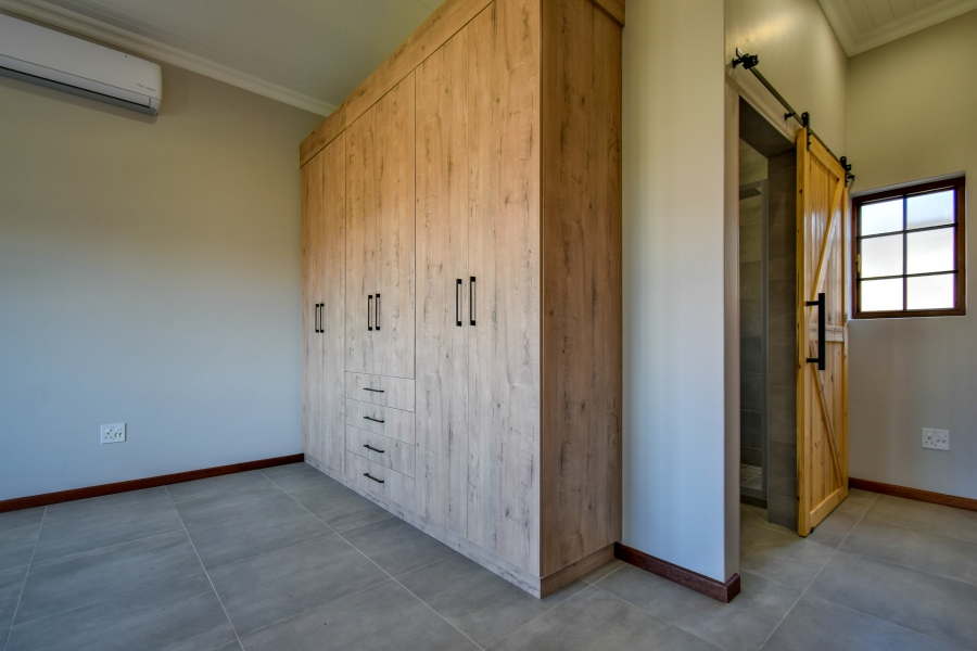 2 Bedroom Property for Sale in Waterlake Farm Lifestyle Estate Gauteng