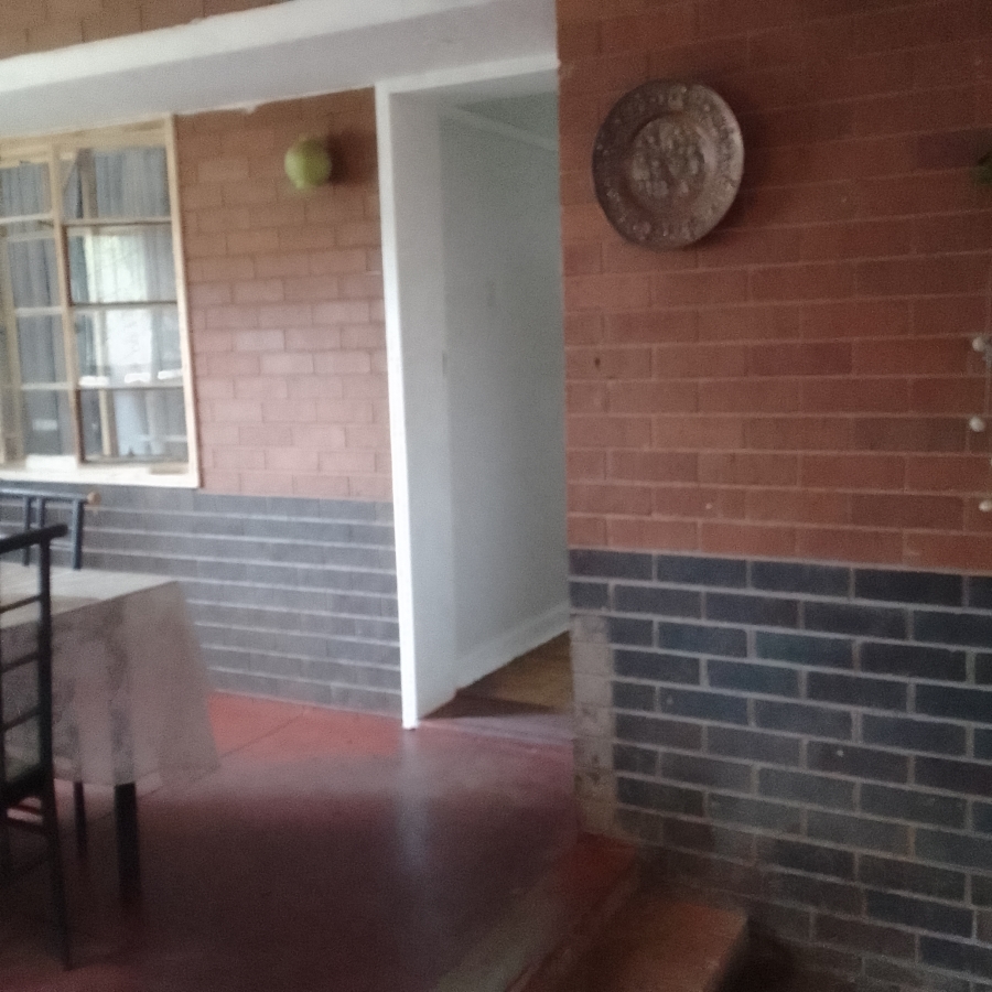 4 Bedroom Property for Sale in Lindo Park Gauteng