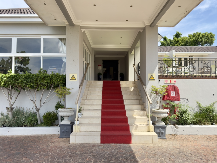 9 Bedroom Property for Sale in Groenkloof Gauteng