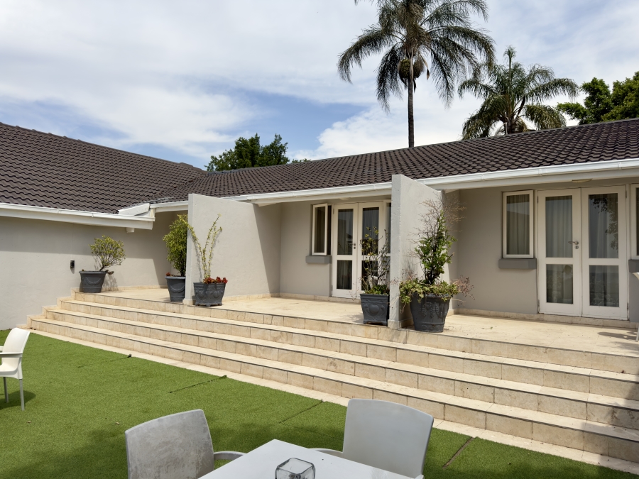 9 Bedroom Property for Sale in Groenkloof Gauteng