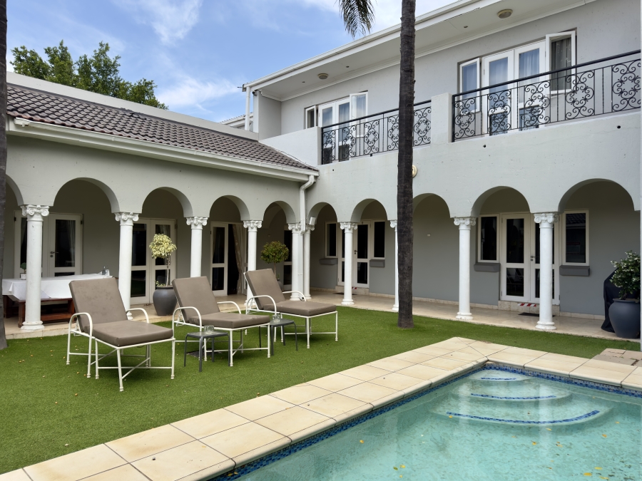 9 Bedroom Property for Sale in Groenkloof Gauteng
