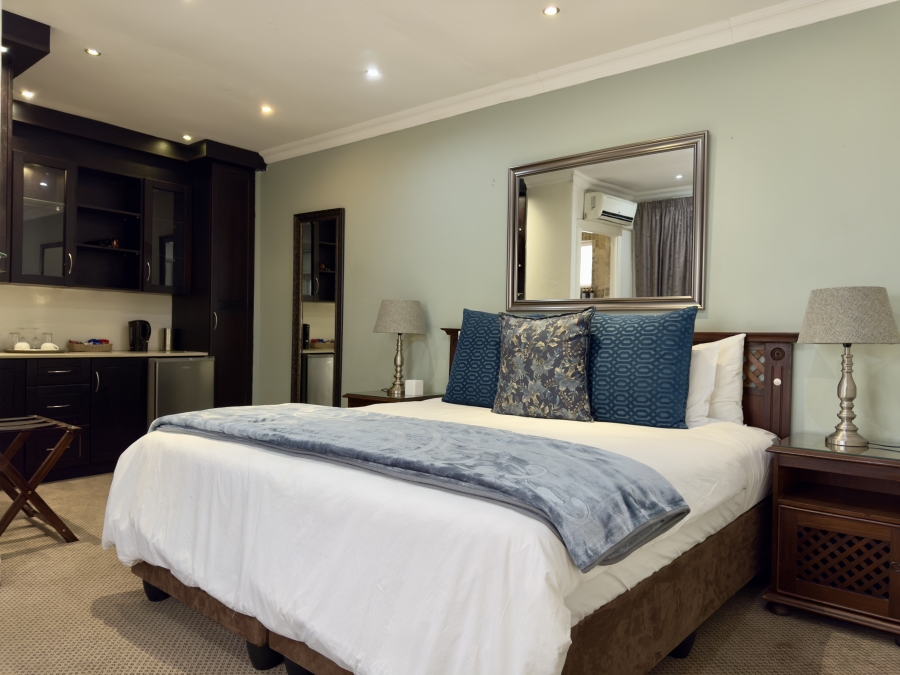 9 Bedroom Property for Sale in Groenkloof Gauteng