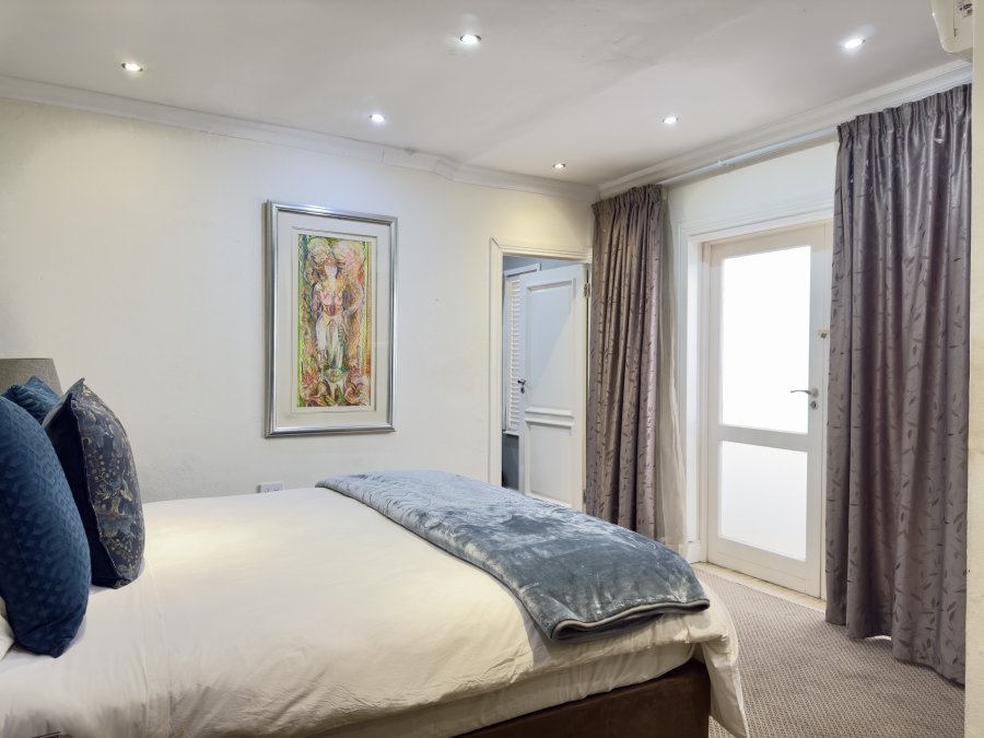 9 Bedroom Property for Sale in Groenkloof Gauteng