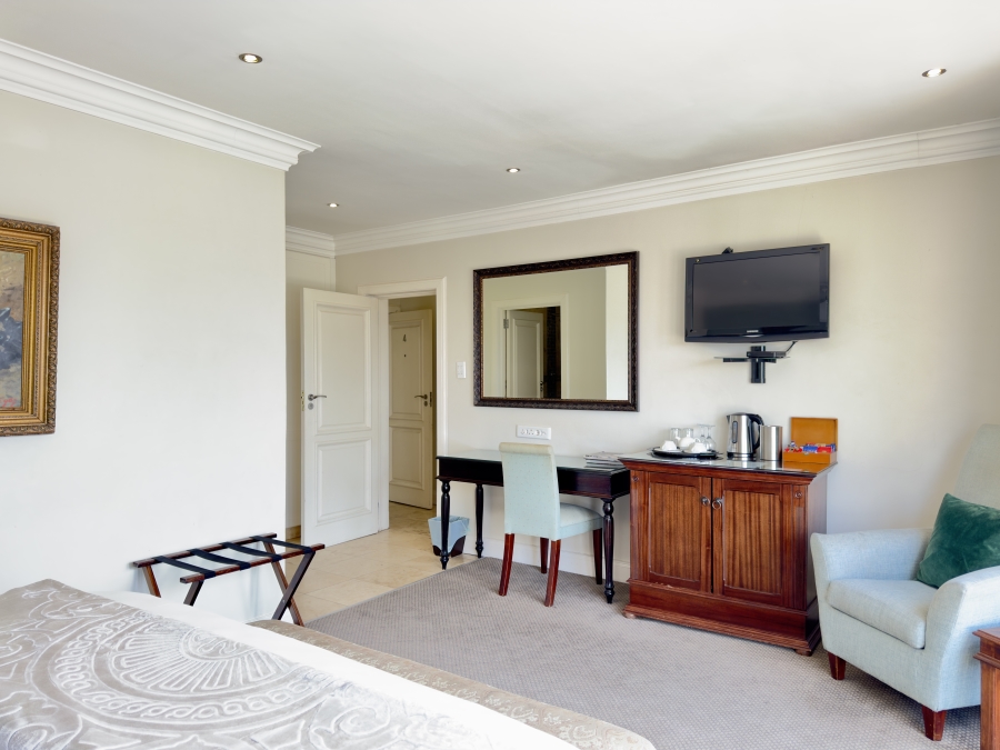 9 Bedroom Property for Sale in Groenkloof Gauteng