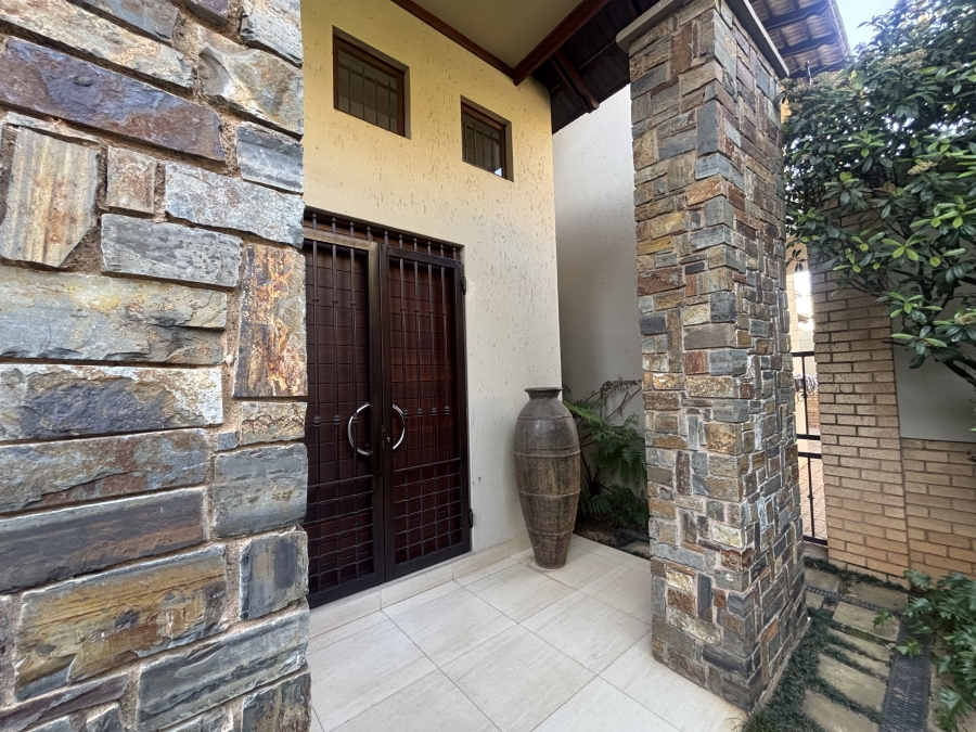3 Bedroom Property for Sale in Waterkloof Ridge Gauteng
