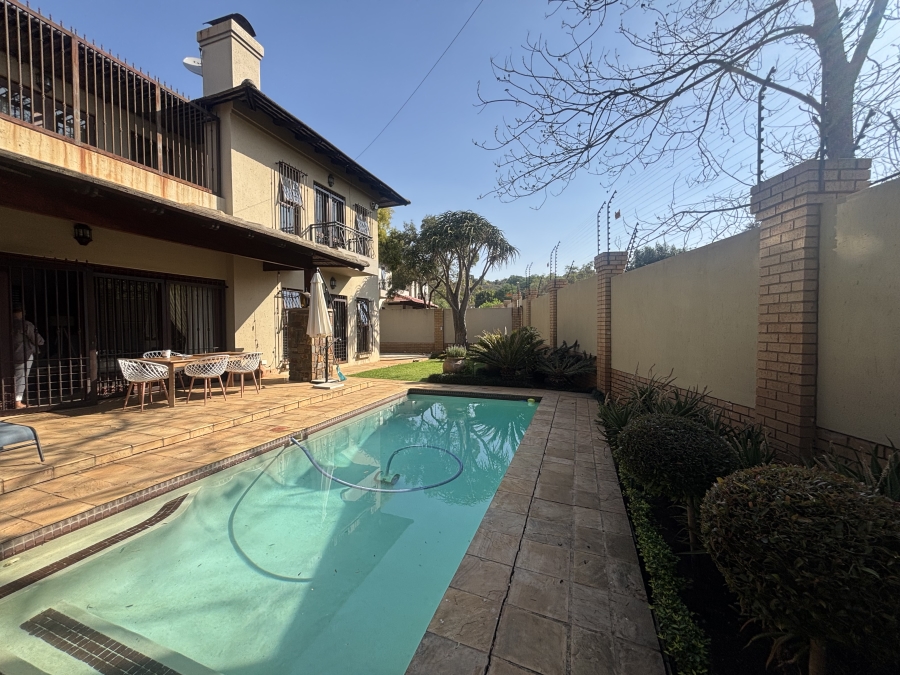 3 Bedroom Property for Sale in Waterkloof Ridge Gauteng