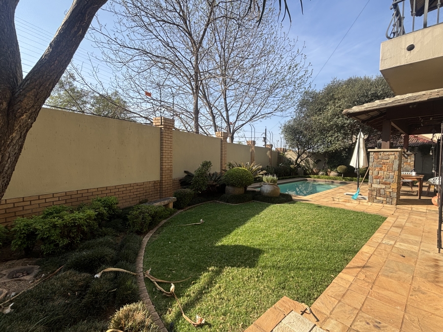 3 Bedroom Property for Sale in Waterkloof Ridge Gauteng