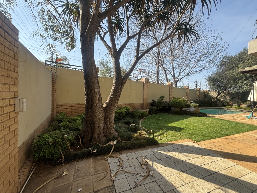 3 Bedroom Property for Sale in Waterkloof Ridge Gauteng