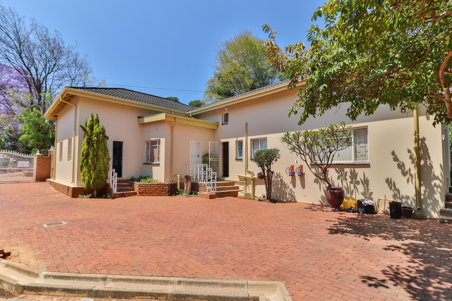 9 Bedroom Property for Sale in Muckleneuk Gauteng