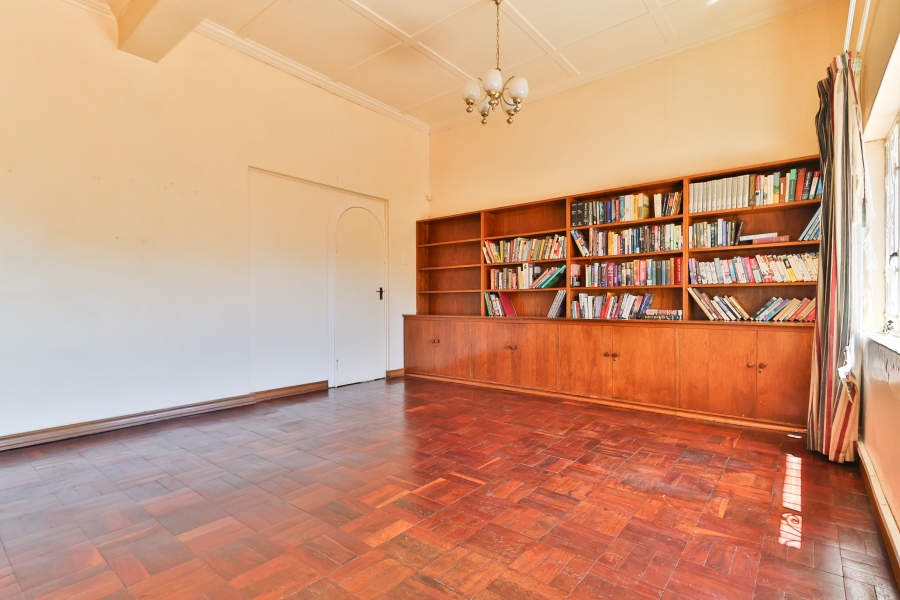 9 Bedroom Property for Sale in Muckleneuk Gauteng