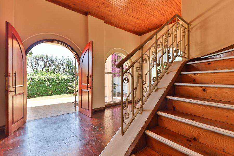 9 Bedroom Property for Sale in Muckleneuk Gauteng