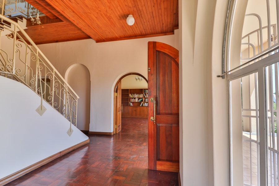 9 Bedroom Property for Sale in Muckleneuk Gauteng