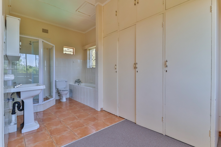 9 Bedroom Property for Sale in Muckleneuk Gauteng