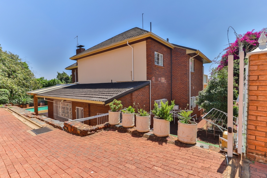 9 Bedroom Property for Sale in Muckleneuk Gauteng