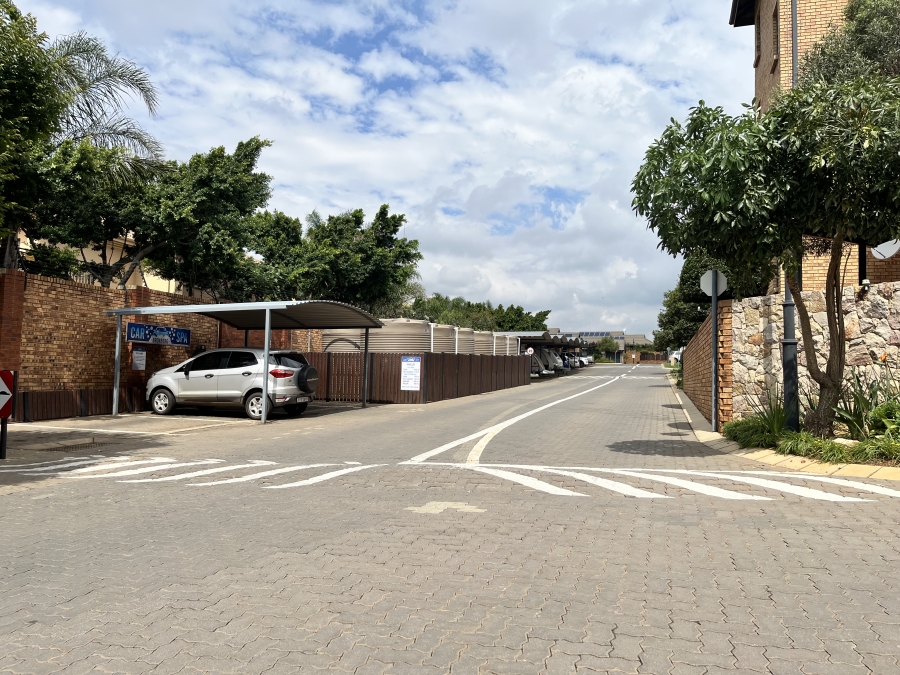 2 Bedroom Property for Sale in Olympus AH Gauteng