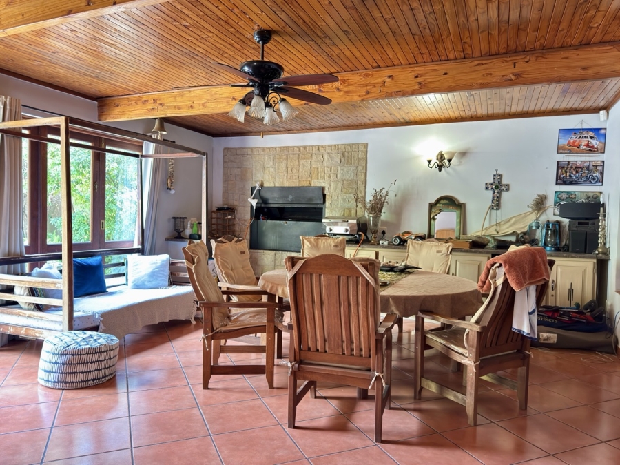 6 Bedroom Property for Sale in Brummeria Gauteng