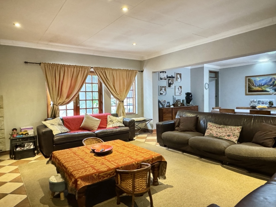 6 Bedroom Property for Sale in Brummeria Gauteng