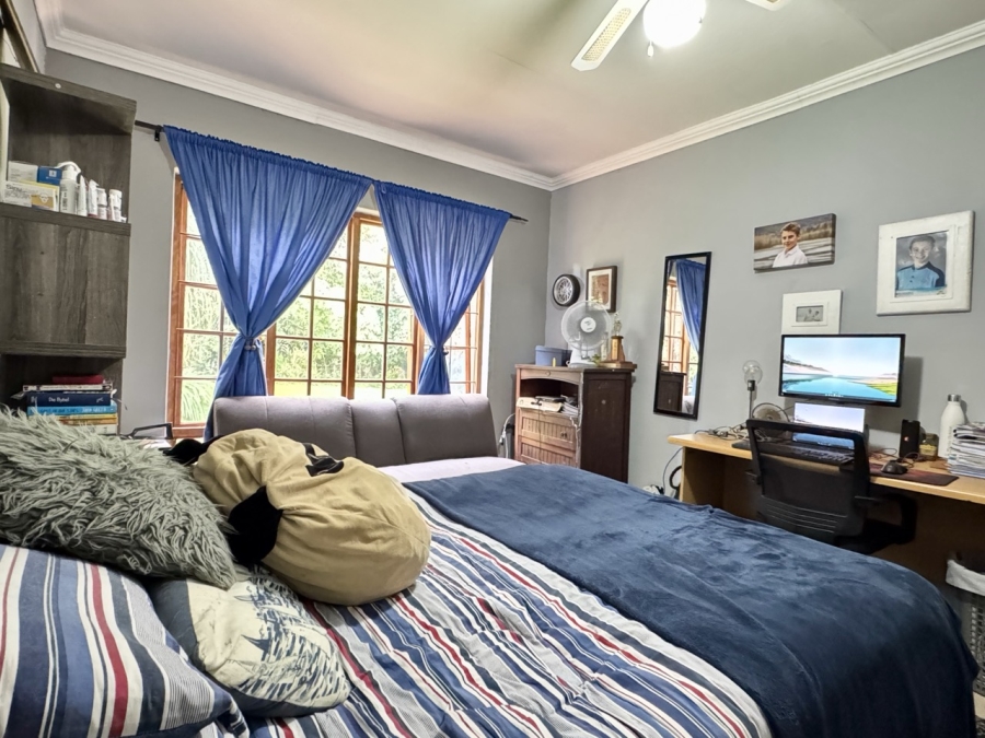 6 Bedroom Property for Sale in Brummeria Gauteng