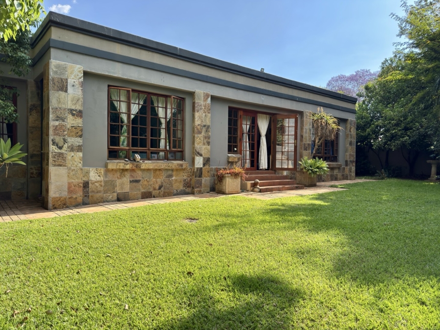 6 Bedroom Property for Sale in Brummeria Gauteng