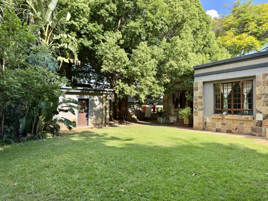 6 Bedroom Property for Sale in Brummeria Gauteng