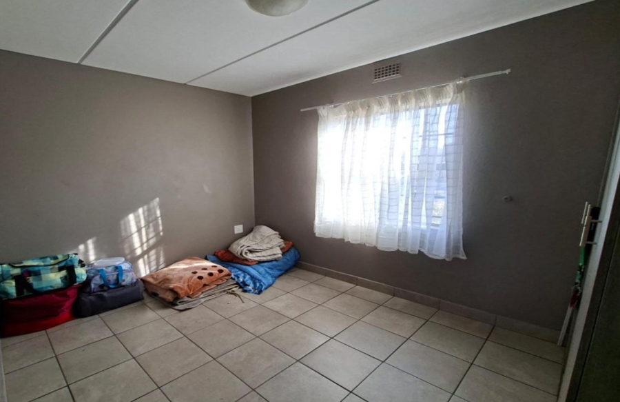 2 Bedroom Property for Sale in Montana Tuine Gauteng