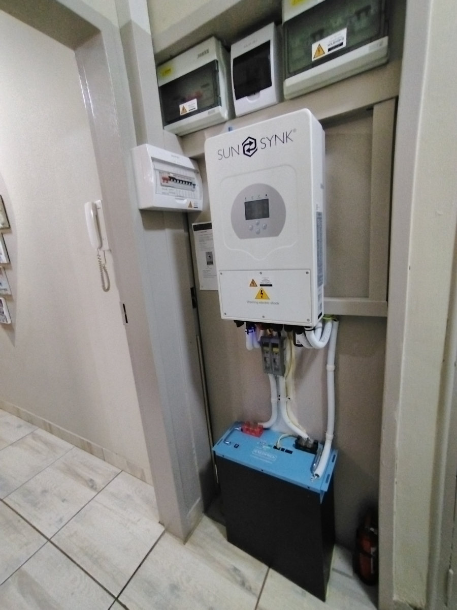 5 Bedroom Property for Sale in Maroelana Gauteng