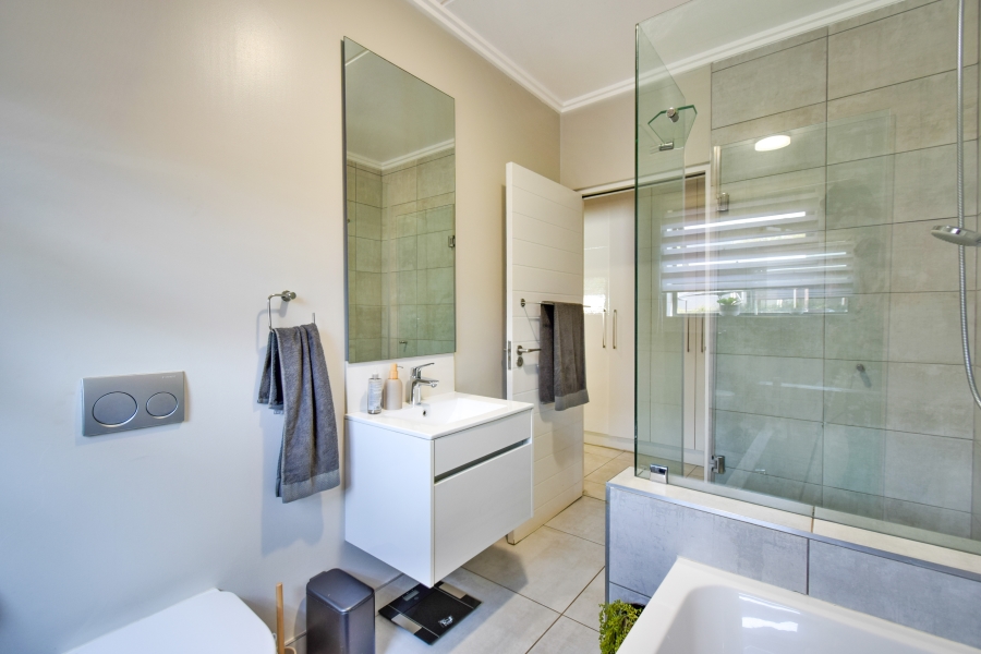 3 Bedroom Property for Sale in Serengeti Lifestyle Estate Gauteng