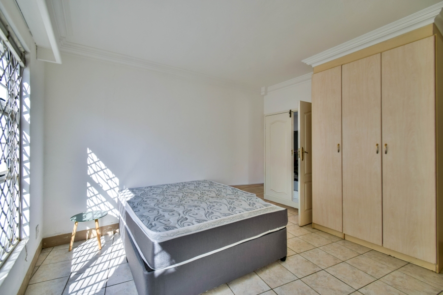 5 Bedroom Property for Sale in Waterkloof Ridge Gauteng