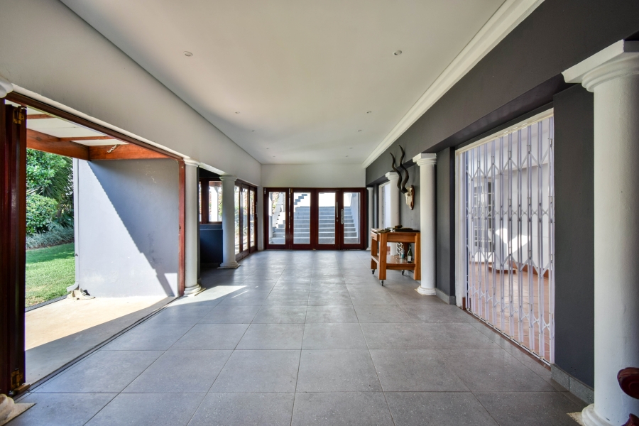 5 Bedroom Property for Sale in Waterkloof Ridge Gauteng