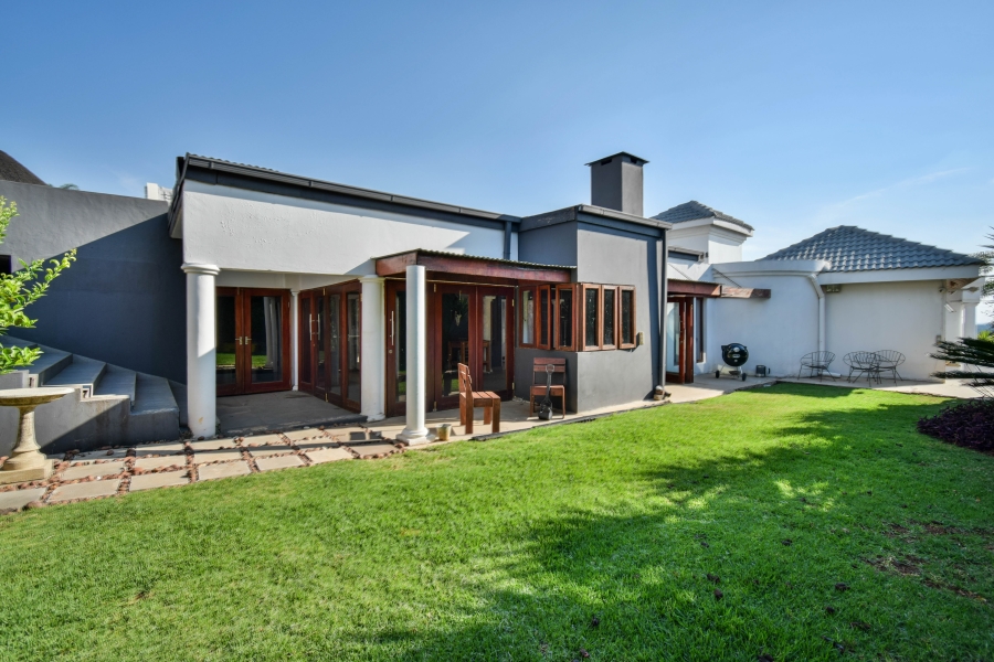 5 Bedroom Property for Sale in Waterkloof Ridge Gauteng