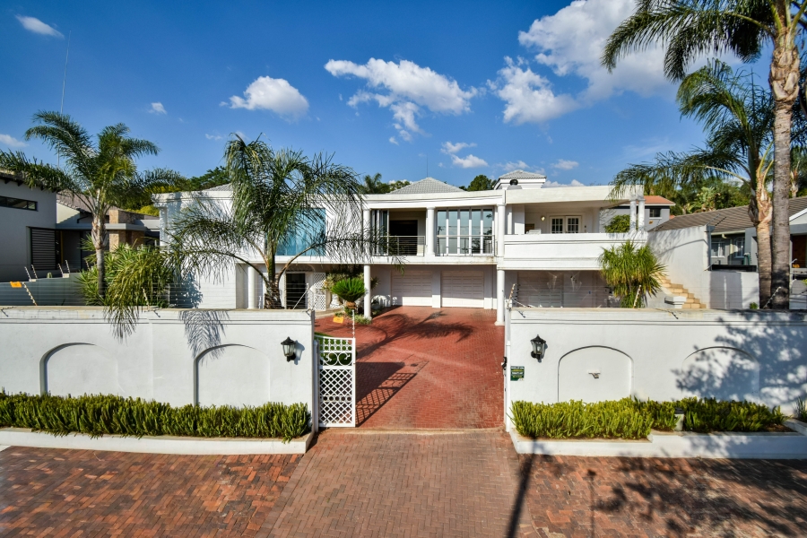 5 Bedroom Property for Sale in Waterkloof Ridge Gauteng