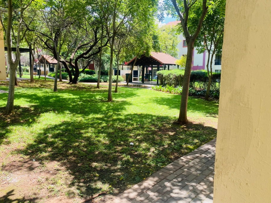 1 Bedroom Property for Sale in Tijger Valley Gauteng