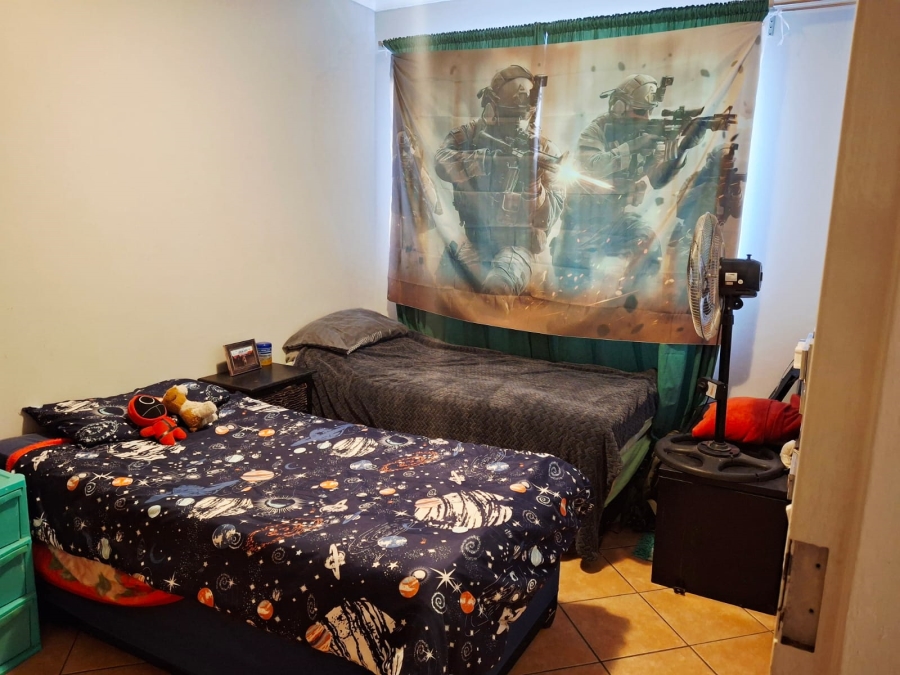 2 Bedroom Property for Sale in Waverley Gauteng