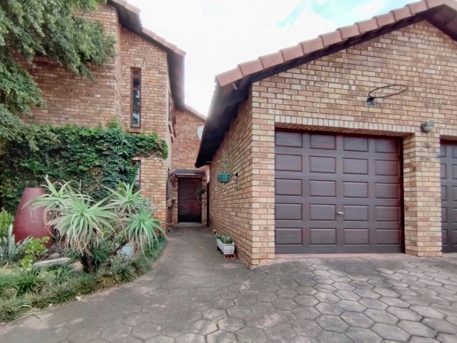 4 Bedroom Property for Sale in Montana Park Gauteng