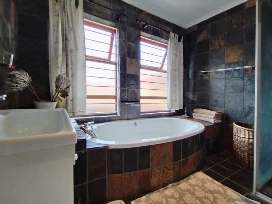 4 Bedroom Property for Sale in Montana Park Gauteng