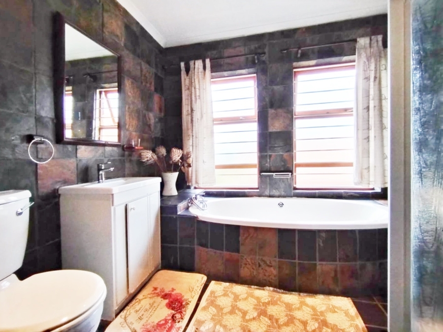 4 Bedroom Property for Sale in Montana Park Gauteng