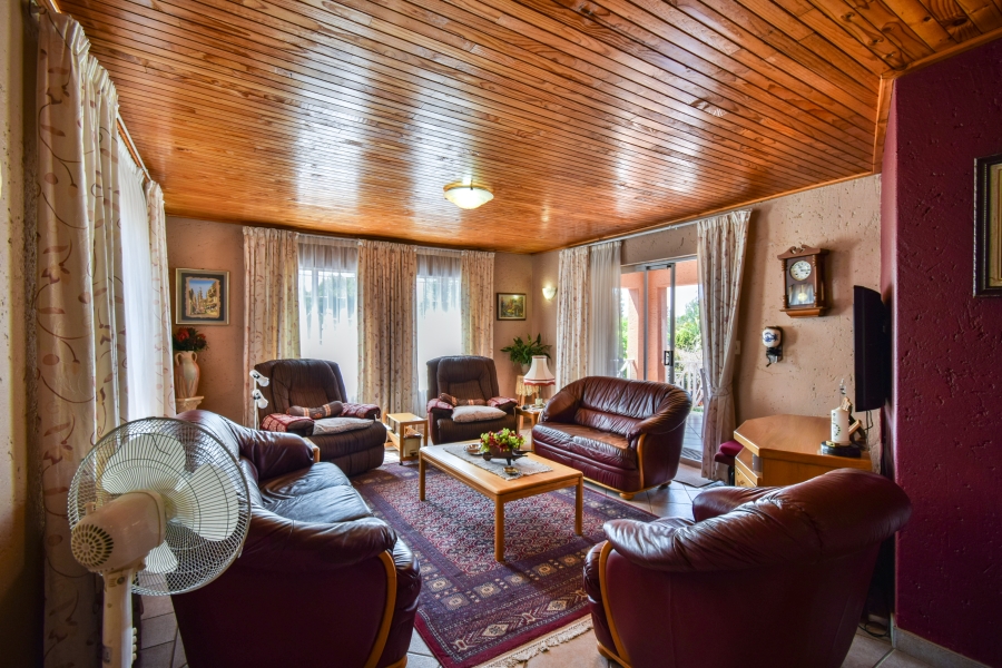 3 Bedroom Property for Sale in Moreleta Park Gauteng