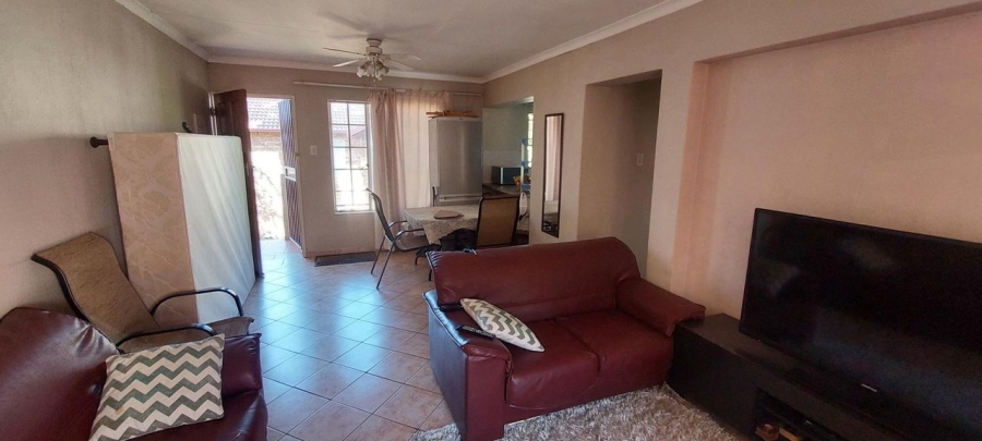 2 Bedroom Property for Sale in Moreleta Park Gauteng